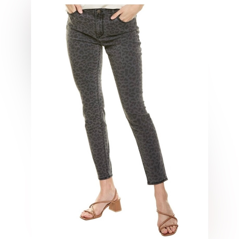 (JW-294) Johnny Was Leopard Black Skinny Jean